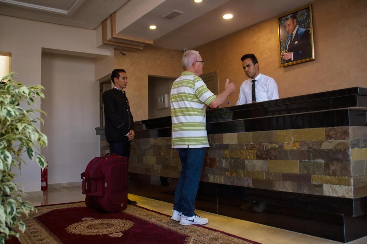Hotel Al Mamoun Insgane Exteriér fotografie